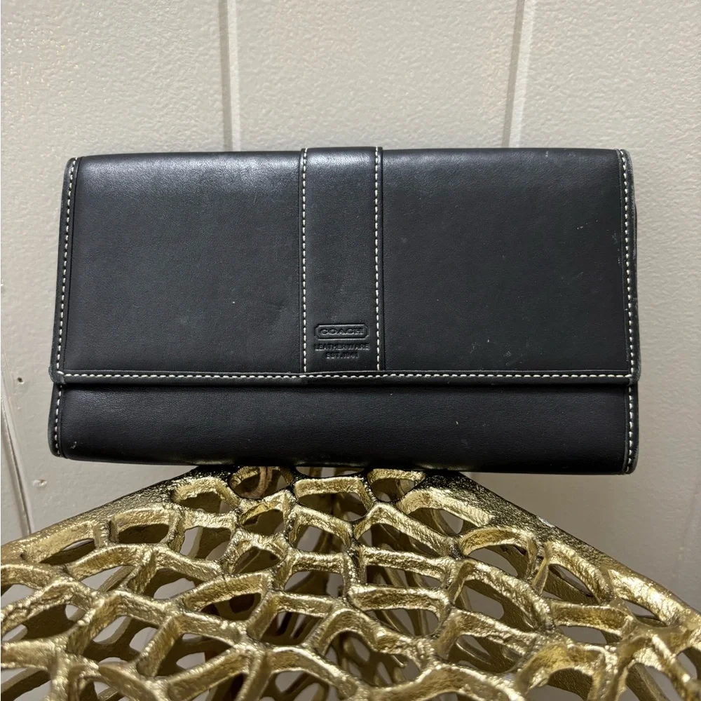 Coach Black Leather Clutch Wallet